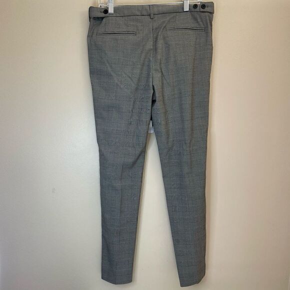 H&M | size 32| gingham print| casual | career wear - Picture 9 of 13